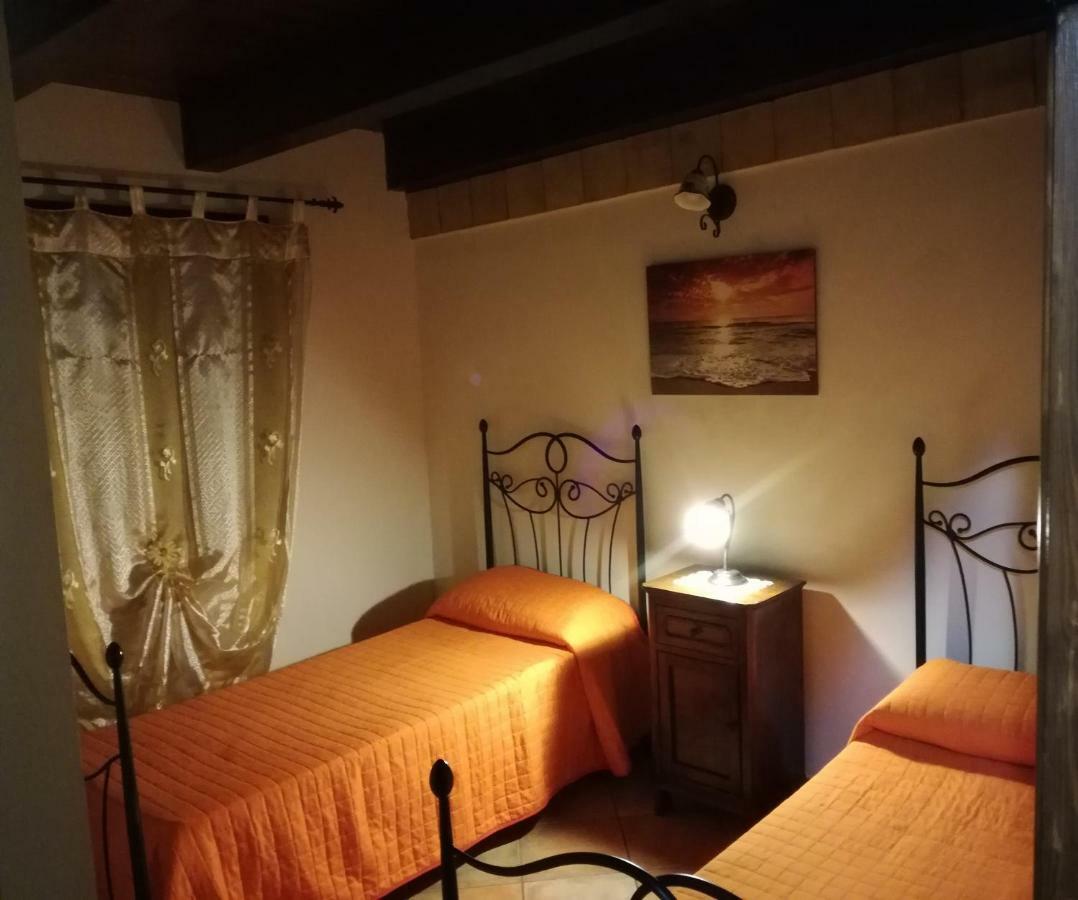 Casa Vacanze Mediterraneo Villa Tre Fontane Dış mekan fotoğraf
